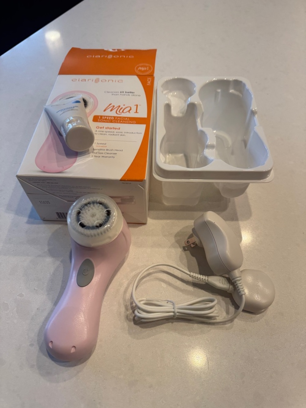 Clarisonic Pink Mia 1 Facial Cleansing Brush with Charger